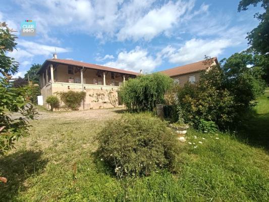 A PÉRONNE EN BOURGOGNE MAISON EN PIERRES 9 PIÉCES DE 338 M²