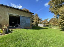 ANCIENNE FERME GASCONNE DE 340 M2 AVEC DÉPENDANCES