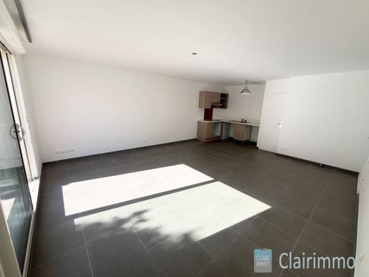 NOUVEAU ! APPARTEMENT T3 / REZ-DE-JARDIN / BOX + PARKING /