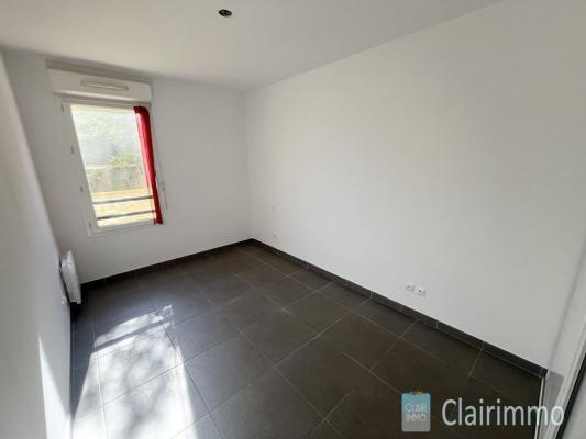 NOUVEAU ! APPARTEMENT T3 / REZ-DE-JARDIN / BOX + PARKING /