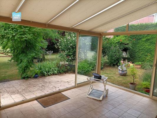 A HURIGNY PROCHE MACON EN BOURGOGNE MAISON 6 PIECES DE 120 M²