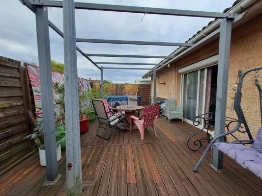 MAISON DE PLEIN PIED AVEC SON JARDIN