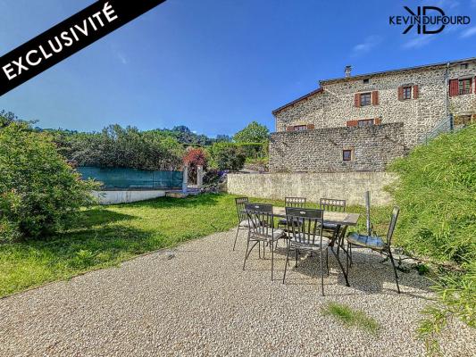 Maison de 130 m² sur un terrain de 980 m² à PRADES