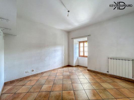 Maison de 130 m² sur un terrain de 980 m² à PRADES