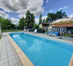 Maison de 157 m2 avec gîte piscine et dépendance