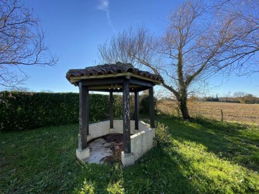 Maison de 157 m2 avec gîte piscine et dépendance