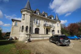 02860     Château de Monthenault . Vallée de l'Aisne