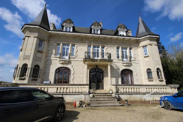 02860     Château de Monthenault . Vallée de l'Aisne