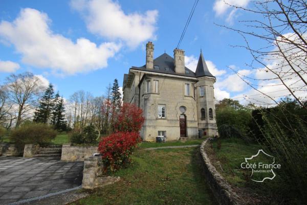 02860     Château de Monthenault . Vallée de l'Aisne