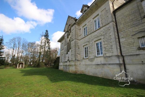 02860     Château de Monthenault . Vallée de l'Aisne