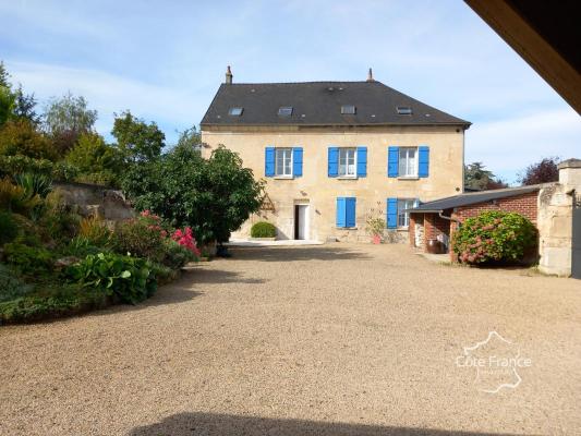 02260 Aisne. Très belle maison en pierre blanche