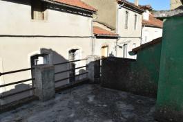 APPARTEMENT + LOCAL  ANCIEN COMMERCE 80 M²  CV ST PONS DE THOMIE