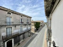 Maison de village à fort potentiel