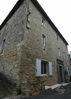 Maison d'habitation / Chambres d'hôtes / Restauration