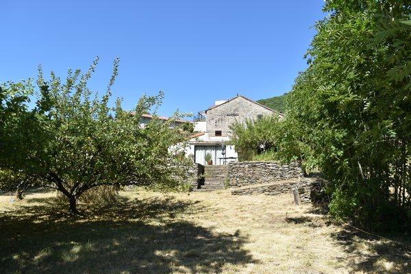 prix en baisse, ancienne bergerie, au calme, solarium, vue et ja