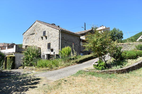 prix en baisse, ancienne bergerie, au calme, solarium, vue et ja