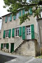 34220, sur les hauteurs,en limite de forêt, Maison d'habitation