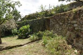 34220, sur les hauteurs,en limite de forêt, Maison d'habitation