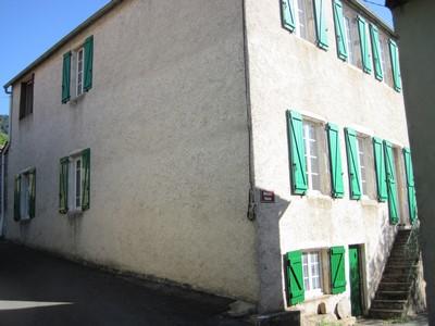 34220, sur les hauteurs,en limite de forêt, Maison d'habitation