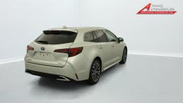 Toyota corolla touring sports Hybride 196ch Design