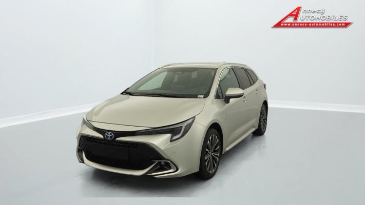 Toyota corolla touring sports Hybride 196ch Design