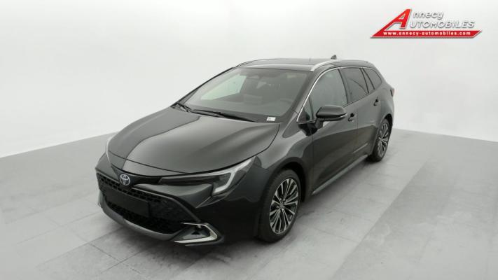 Toyota corolla touring sports Hybride 196ch Design