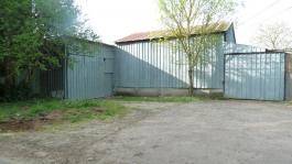 130m2 de locaux de stockage