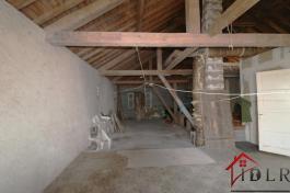 FERME A RENOVER 153 m2 5 pièces, terrain et dépendance.GER