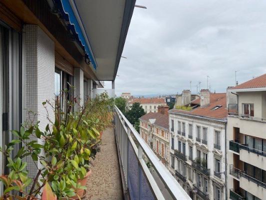 APPARTEMENT SAINT ETIENNE BADOUILLERE