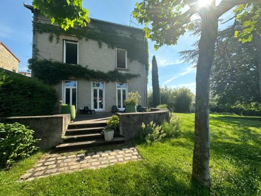 Saint-Priest en Jarez, Magnifique maison de Maitre de 273 m2 sur 2300 m2