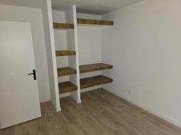 Appartement avec place de parking  Cave Sorbiers