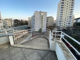 Quartier Armeville/Foch - T3 avec Terrasse et Garage