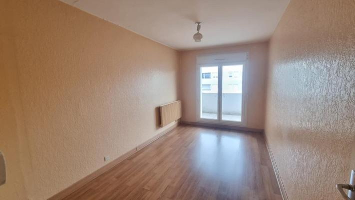 Appartement  F4 de 91m²,terrasse de 13m²