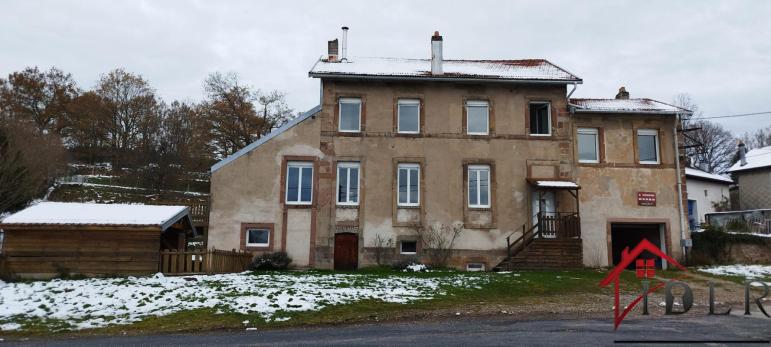 Vosges maison atypique 6 pièces rénovée Laveline devant Bruy