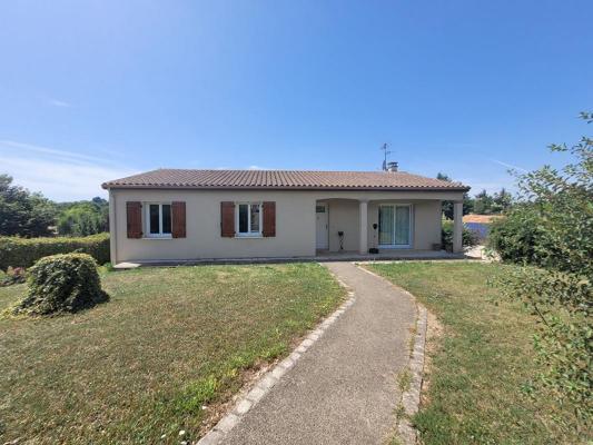 Belle maison à Saint Pierre d'Exideuil