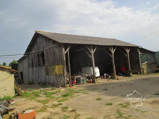 DORDOGE-TAMNIES- PROPRIETE AGRICOLE