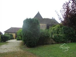 DORDOGNE- MARQUAY- ENSEMBLE IMMOBILIER