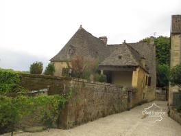 DORDOGNE- MARQUAY- ENSEMBLE IMMOBILIER