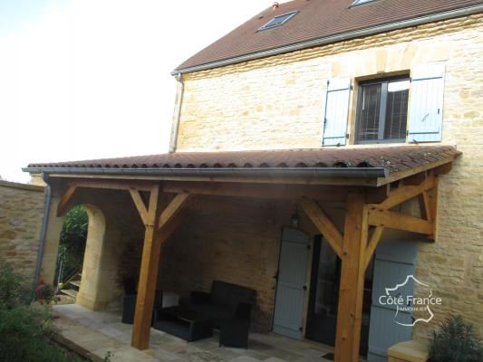 DORDOGNE-SARLAT LA CANEDA:  ENSEMBLE IMMOBILIER DE GITES