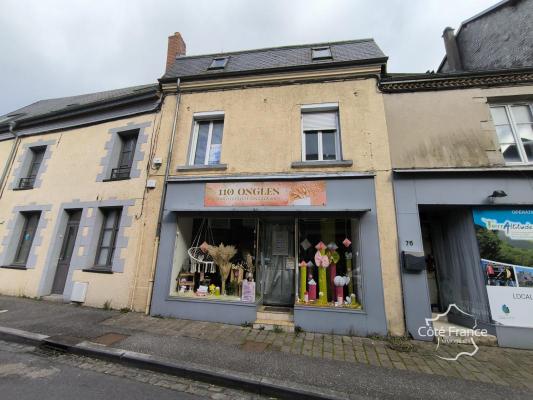 ARDENNES FUMAY Immeuble commercial et d'habitation au centre