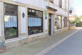 Aignan : Hotel restaurant fonds et murs