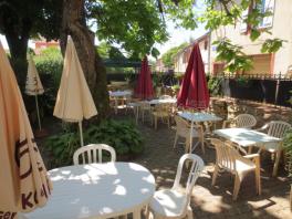 Aignan : Hotel restaurant fonds et murs