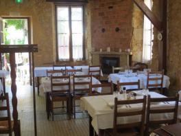 Aignan : Hotel restaurant fonds et murs