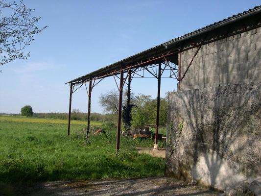 Heres : Hangar agricole de 300 m²