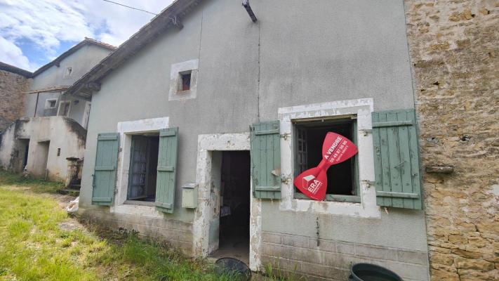 Maison à rénover sur la commune de Chatain