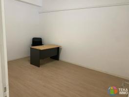 A LOUER Local Professionnel Premium - 15m² en Hyper Centre-Ville de Saint Pierre 974