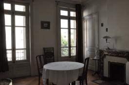 74 RUE DU ONZE NOVEMBRE - grand F3 de 89 m²