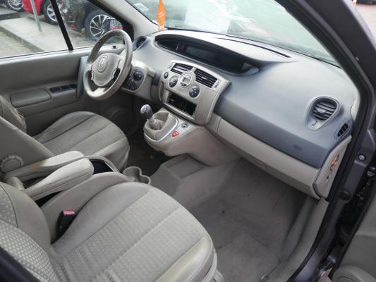 Renault Scénic 1.5 DCI