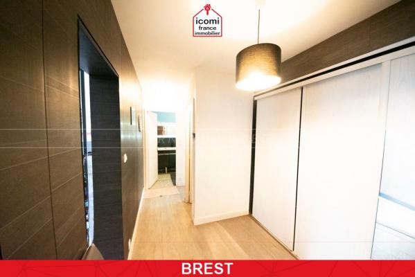 FINISTERE - Brest (29200) - A VENDRE - APPARTEMENT T2 - ENTRE GEANT ET PETIT PARIS - PROXIMITE GEANT ET TRAM - PIECE DE VIE LUMINEUSE - CAVE - CALME  STATIONNEMENT PARKING