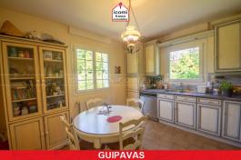 FINISTERE - Guipavas (29490) - A VENDRE - MAISON DE 142M² - VUE MER - 4 CHAMBRES - IDEALEMENT SITUE - RARE SUR LE MARCHE - TERRAIN 1500M² - CALME - CHARME - COUP DE COEUR - GARAGE